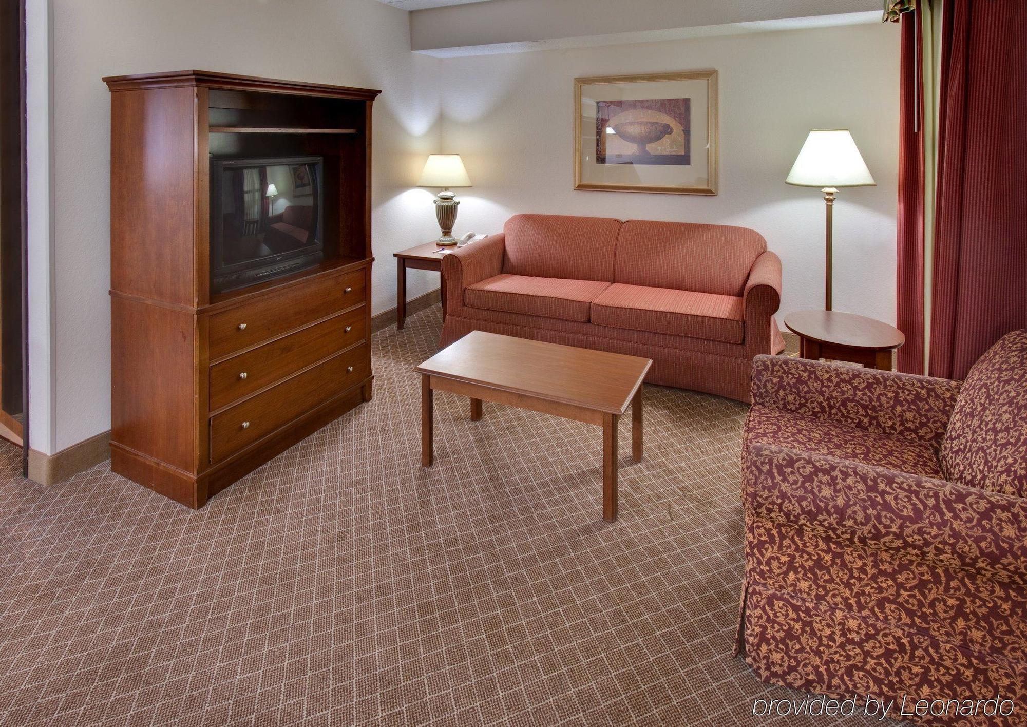 Holiday Inn Express Chicago Nw - Arlington Heights By Ihg Oda fotoğraf